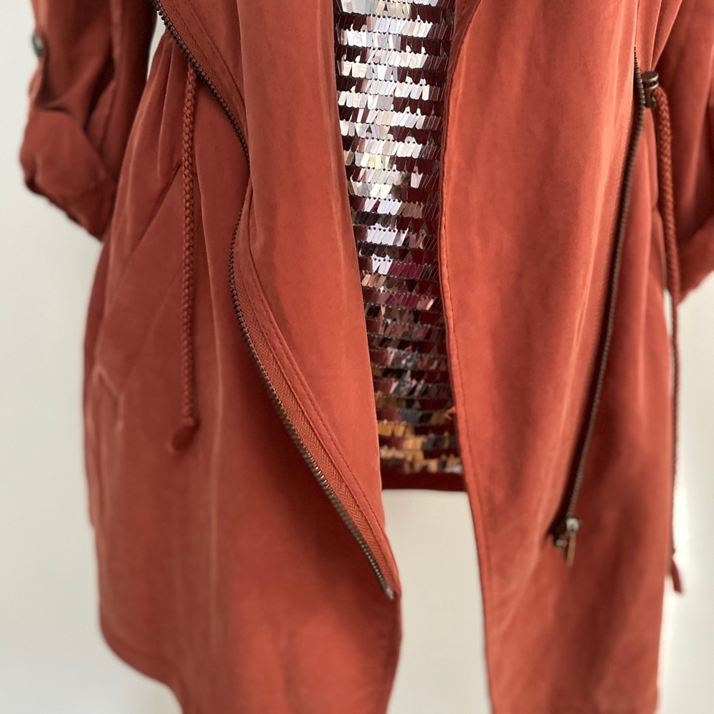 Divided Rust Jacket with Hood - Picture 4 of 12
